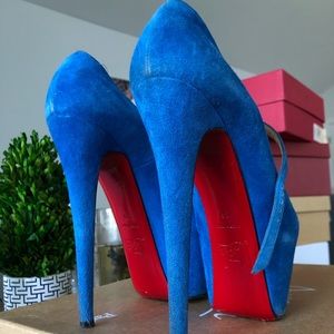Women’s designer shoes